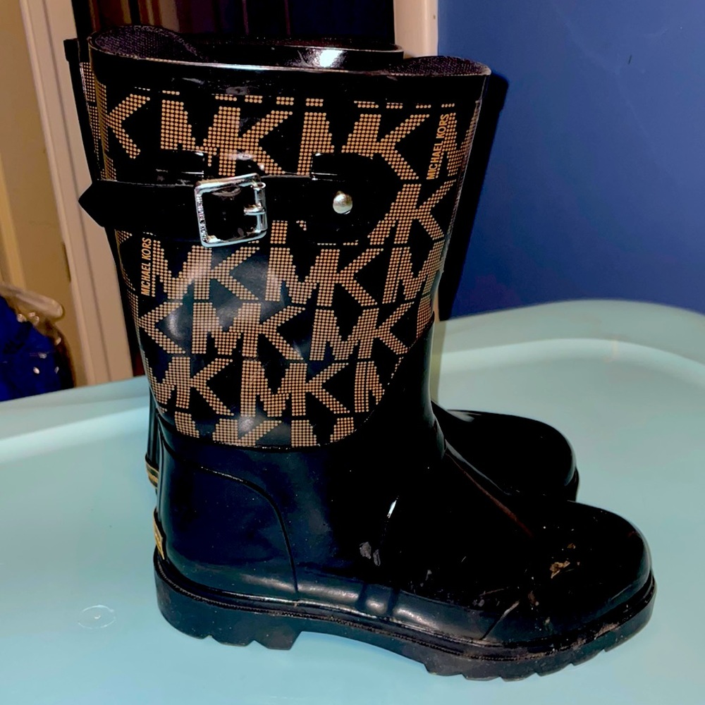 Michael Kors rain boots size 7